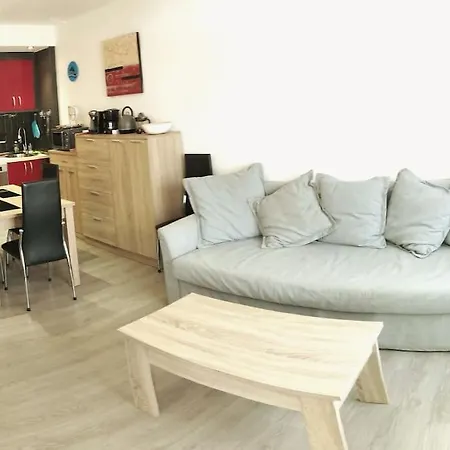 Casa De La Mama * Parque Holandes